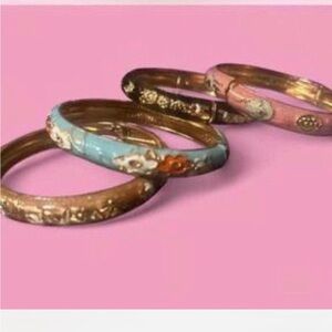 Elegant Multicolor Bangle Set